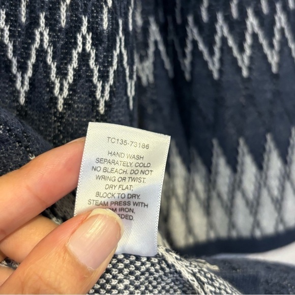 Pendleton blue Aztec Style Print one button Cardigan Size Large - Picture 7 of 7